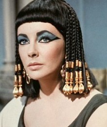 Секрет эффектного макияжа царицы Клеопатры