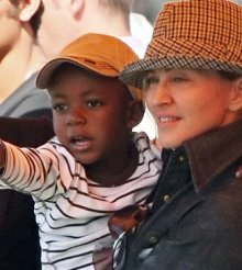 Малавийские власти дали разрешение Мадонне на усновление