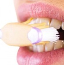 Зубная щетка – рассадник опасных бактерий