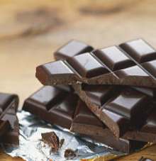 Горький шоколад поможет сохранить фигуру