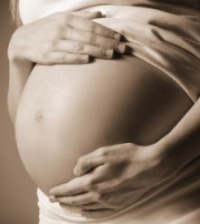 Гинекологи разрешили летать будущим мамам на любом сроке беременности